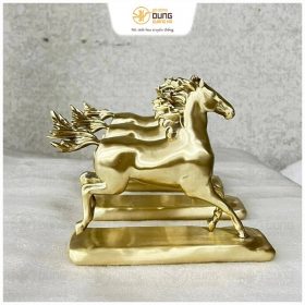 Tượng ngựa đồng vàng chế tác theo yêu cầu cao 20cm để bàn