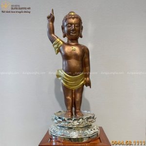 Tượng Phật Đản Sinh bằng đồng vàng tinh xảo cao 60 cm