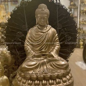 Tượng Phật Thích Ca bằng đồng đỏ đẹp tôn nghiêm cao 70cm