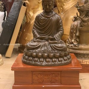 Tượng Phật Thích Ca cao 48cm bằng đồng vàng hun giả cổ